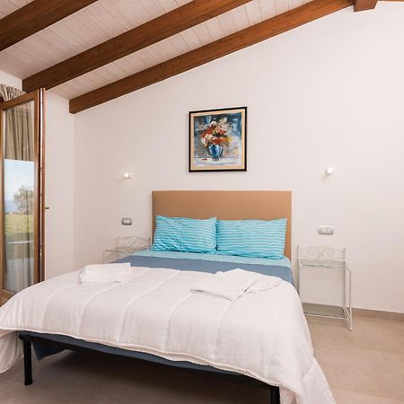 New Suites Sea View Sardinia, קאסטלסארדו מראה חיצוני תמונה
